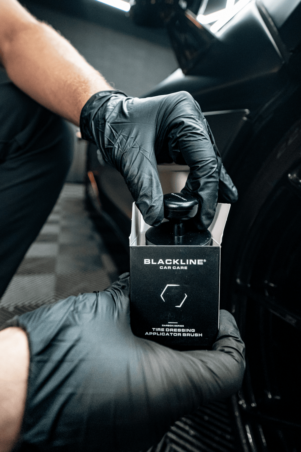 BLACKLINE® Professional Tire Shine Applicator Brush